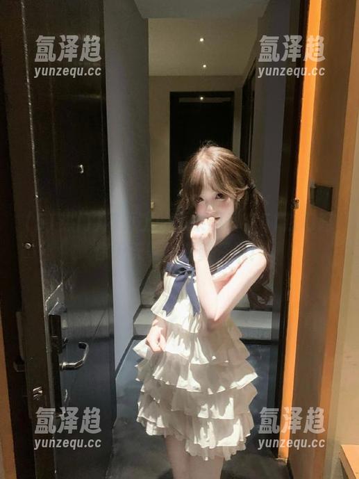 51热门 网页上的瓜果飘香,51热门陪你天天收割新鲜资讯!