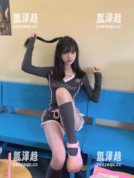 别再犹豫了，直接从“hl155.ccm”网址下载你的八卦宝典！