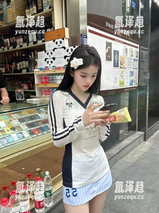 我发现www.黑料导航像小时候的藏宝图，越看越想找，心里痒痒的！