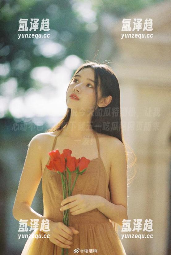 听说今天的瓜特别热，让我心动不已，果断下载五一吃瓜网网页版来一发！