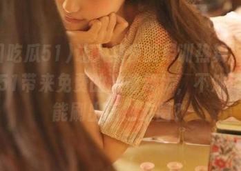 让人熬夜的军训热舞，今日吃瓜51带来免费的激情舞步，不知道能不能刷出新朋友圈？