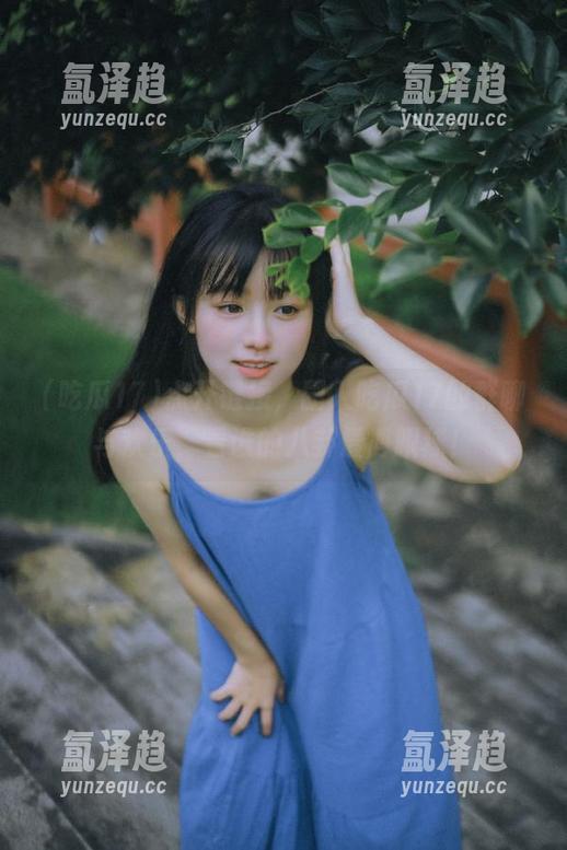 点开链接，圈入吃瓜17的群聊与欢乐，看谁的八卦最博眼球！