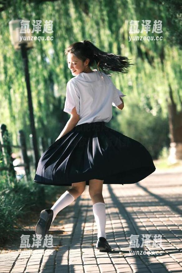 来吃瓜论坛网站，听听别人的是非，顺便填饱你的‘听八卦’肚子！
