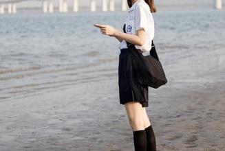 半夜刷手机，居然在“网爆黑料”收获了多重惊喜，分享一下我的沙雕发现！