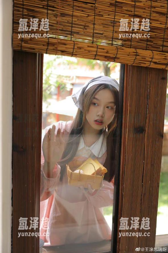 黑料吃瓜网入口大揭秘，热点大瓜的背后到底藏了多少秘密？