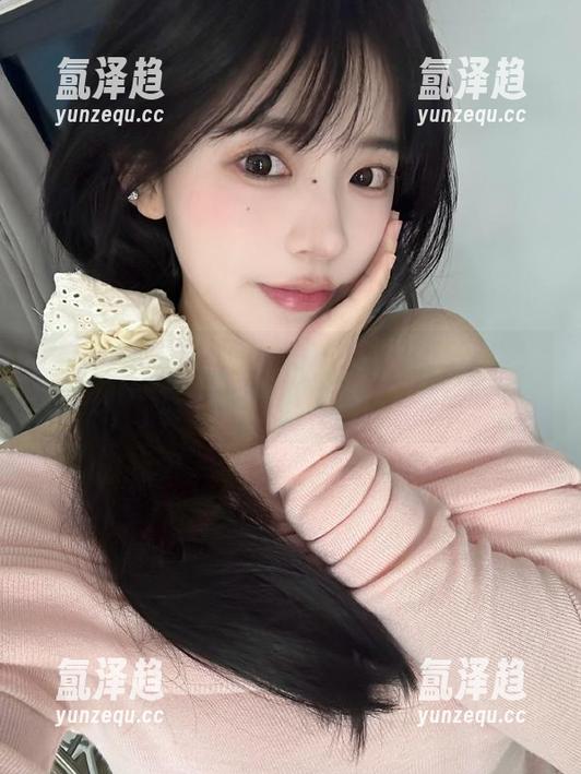 黑社料 黑社料苹果版,为你提供24小时不打烊的瓜田碎语!